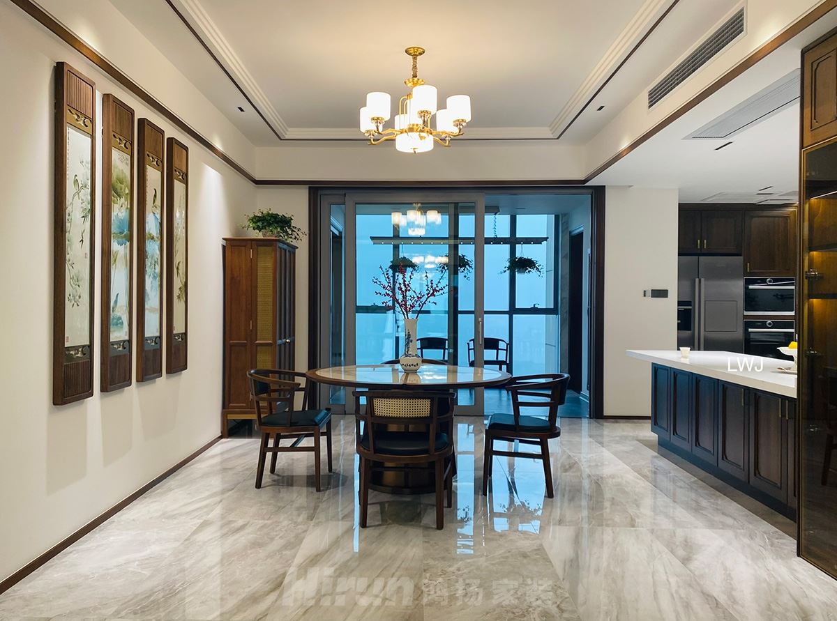 湘江壹號(hào)260㎡復(fù)合寫(xiě)意大平層 裝修案例實(shí)景圖-餐廳