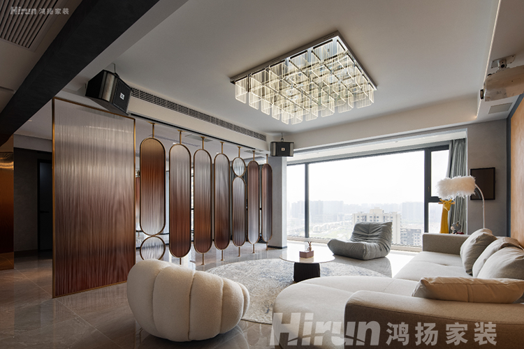 逆勢(shì)增長、破浪領(lǐng)航！政協(xié)副主席彭繼球盛贊鴻揚(yáng)家裝
